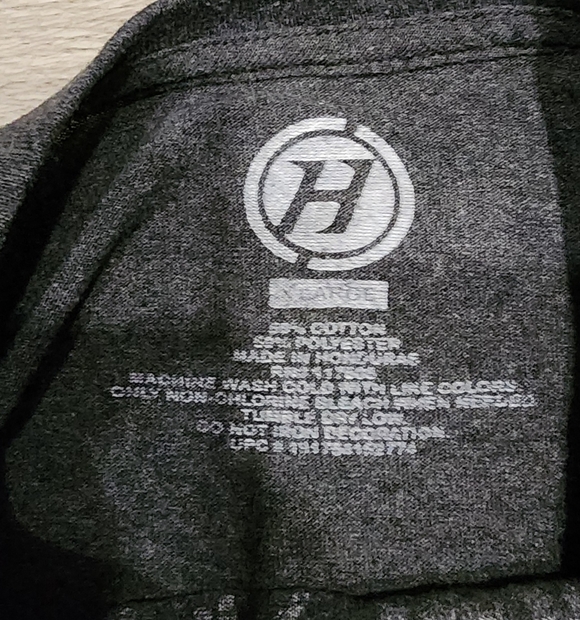 Santa Graphic T-Shirt - Picture 3 of 3